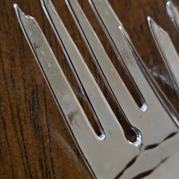 4 Williams Rogers Enchanted Rose Salad Fork 7" floral embossed maximalism 1995 - Picture 3 of 7